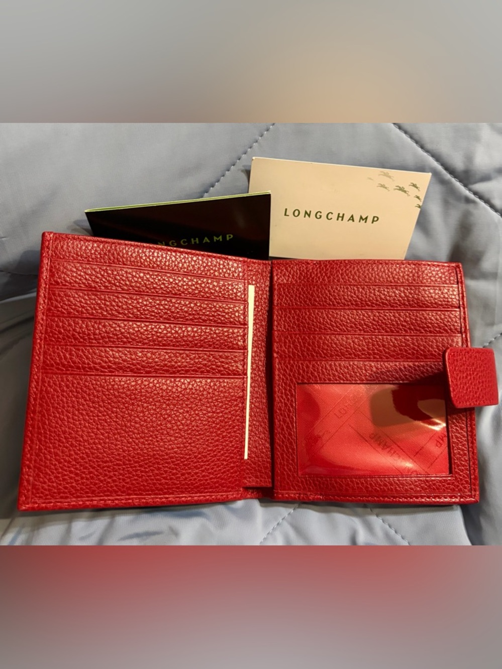 SOLD! NWT Longchamp Leather Wallet - Picture 4 of 9